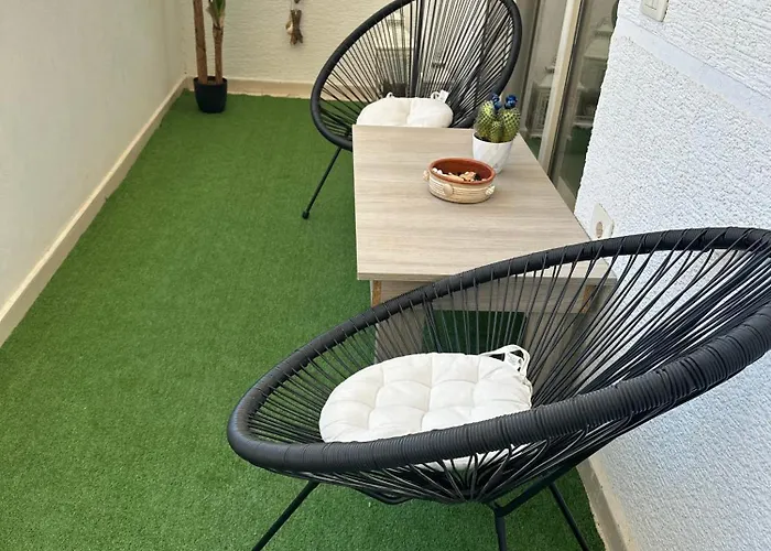 Appartement Gjonis House *